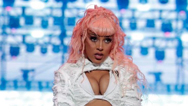 Doja Cat renuncia a la música luego de pelea en redes contra sus fans