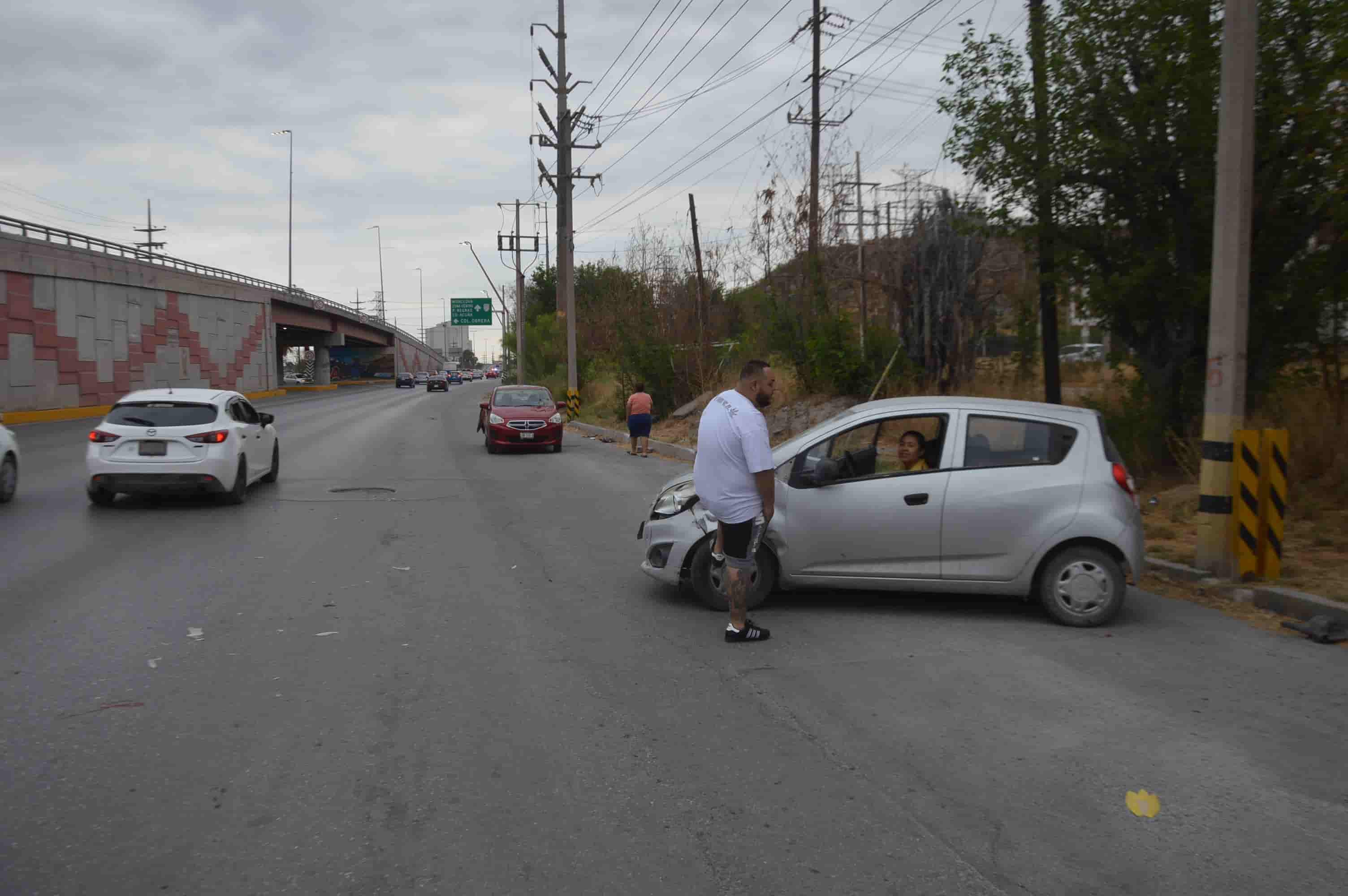 No Frena A Tiempo Y Choca Con Auto