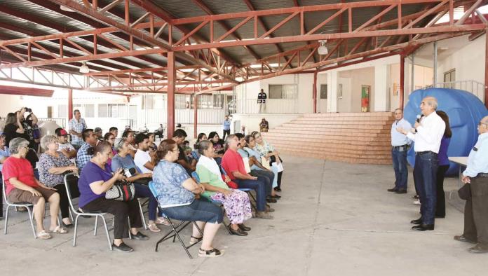 Hacen Tercera Entrega De Tinacos Subsidiados