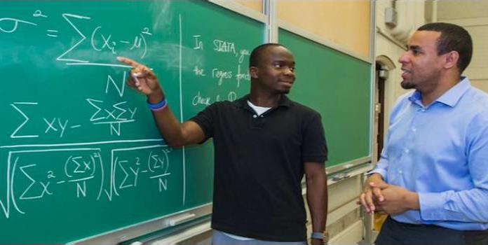 Africanos en EU cuentan con más estudios universitarios que los propios estadounidenses