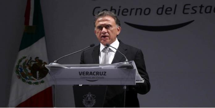 Destapan a Miguel Ángel Yunes como precandidato presidencial