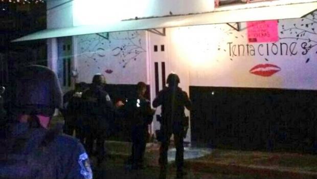 Ataque a 3 bares en Chilpancingo deja un muerto y un herido
