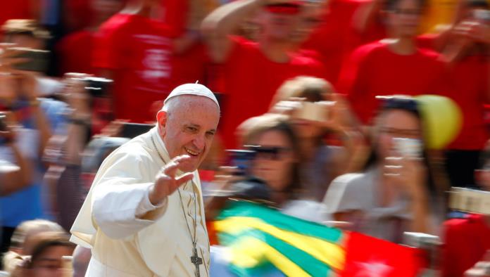 Papa Francisco revela visitas a sicoanalista cuando tenía 42 años
