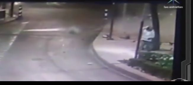 Revelan momento exacto del choque de BMW en Reforma; peatón estuvo a punto de ser arrollado (+video)