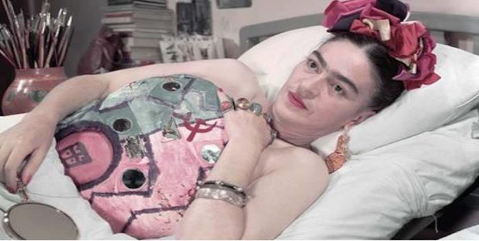 Subastan foto de Frida Kahlo a beneficio de fotógrafo herido durante el 19S