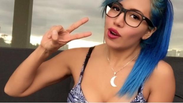 VIDEO: ¡Luna Bella decidió regresar al porno!