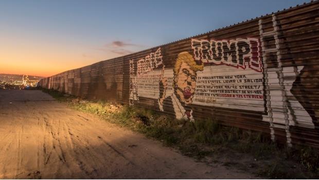 Peña y Trump ya no hablarán públicamente del muro: Presidencia