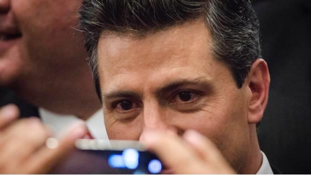 Lámparas en el estrado causaron conjuntivitis a Peña Nieto y su gabinete