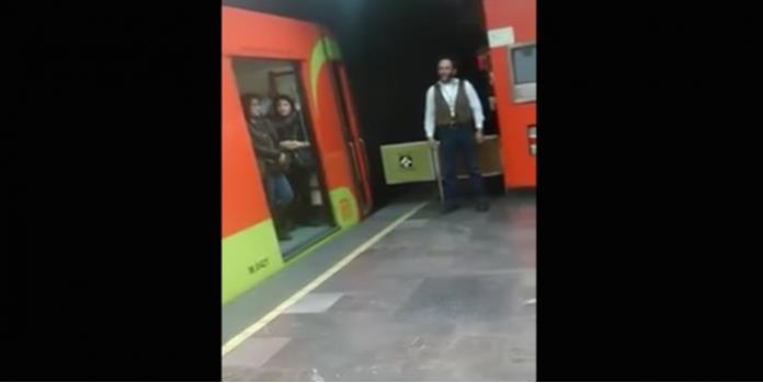 VIDEO: Él es el conductor de metro más educado de CDMX
