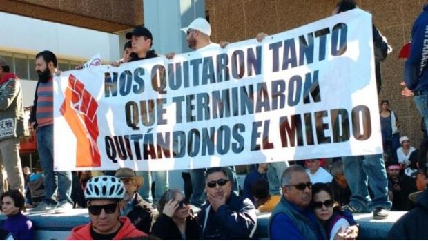Marchan 70 mil en Mexicali contra gasolinazo y clase política