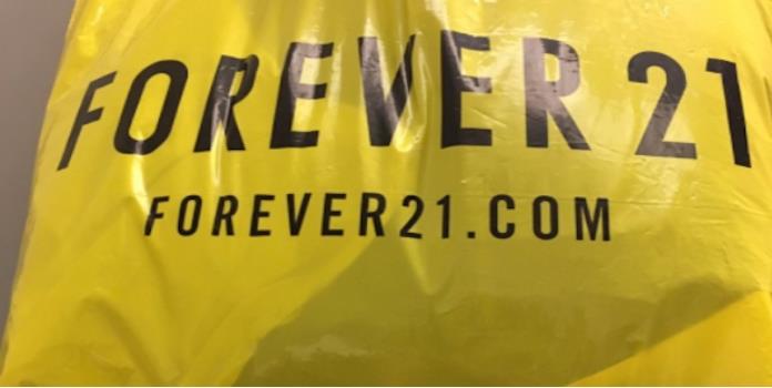 El mensaje oculto en las bolsas de Forever 21