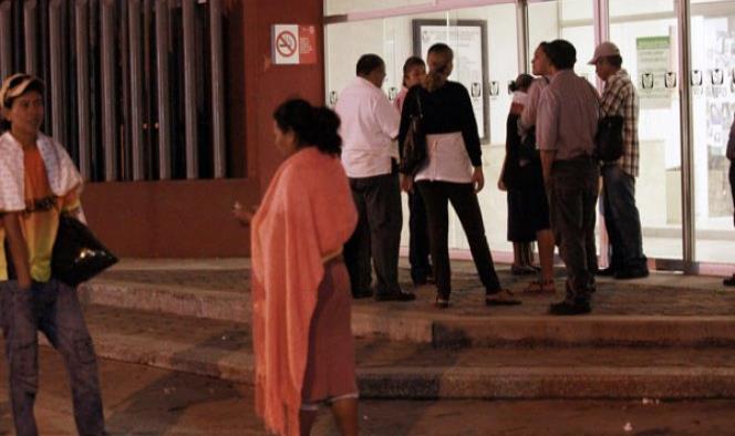 Crisis en sector salud de Veracruz; paralizan hospitales