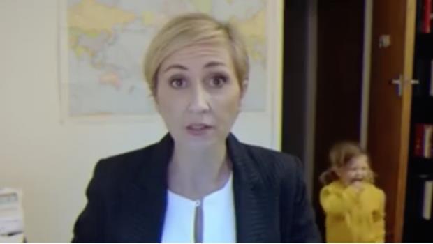 VIDEO: ¿Y si el profesor de la BBC hubiera sido mujer?