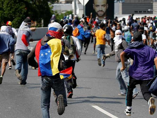 Muere funcionario en manifestación chavista en Venezuela