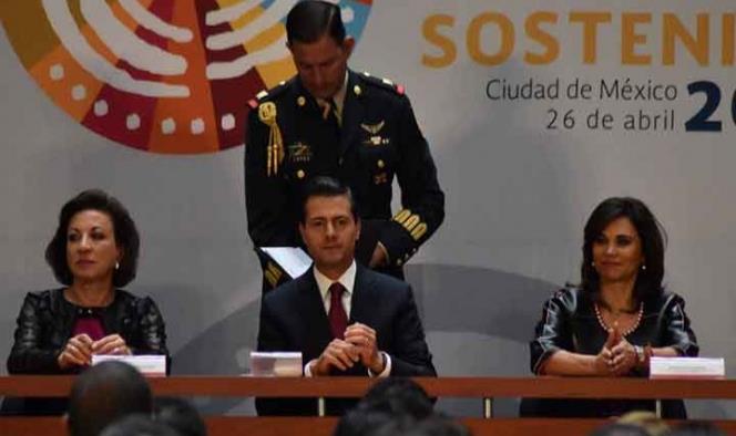 Convoca Peña Nieto a la unidad de Latinoamérica ante incertidumbre