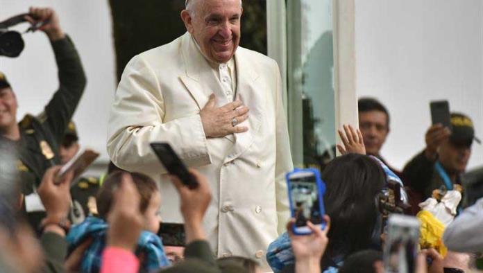 El Papa se despide de Bogotá y viaja a Cartagena