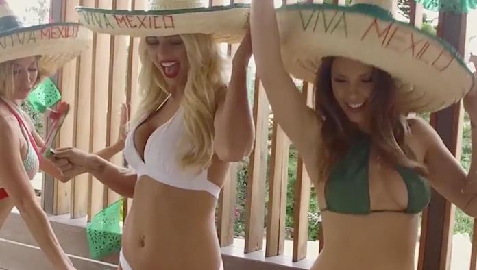 Video: Las conejitas de Playboy también gritan ¡Viva México!