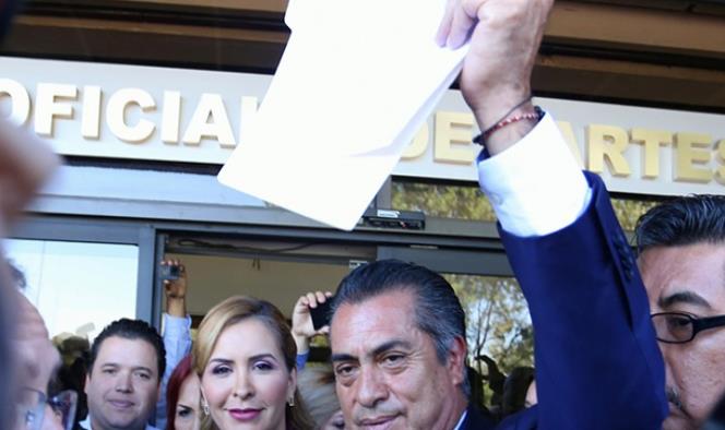 ‘El Bronco’ se registra como candidato independiente a la Presidencia