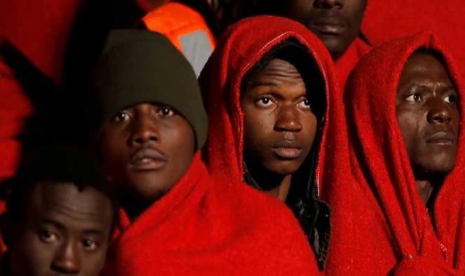Al menos 8 migrantes mueren en naufragio en el Mediterráneo