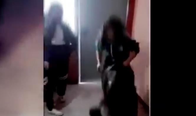 Indigna a redes video de golpiza a niña de secundaria en Hidalgo