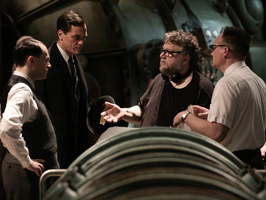 Del Toro con La forma del agua va por 13 premios Oscar