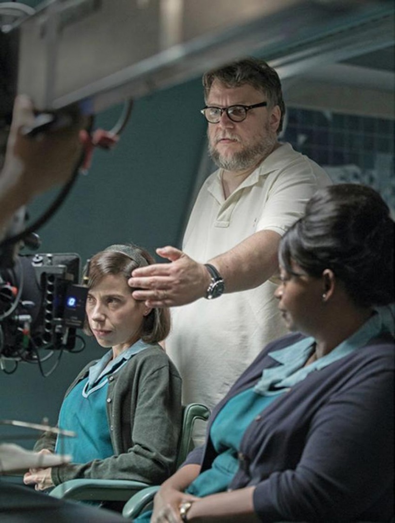 Del Toro con La forma del agua va por 13 premios Oscar