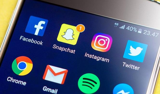 Facebook perderá usuarios jóvenes; prefieren Snapchat e Instagram