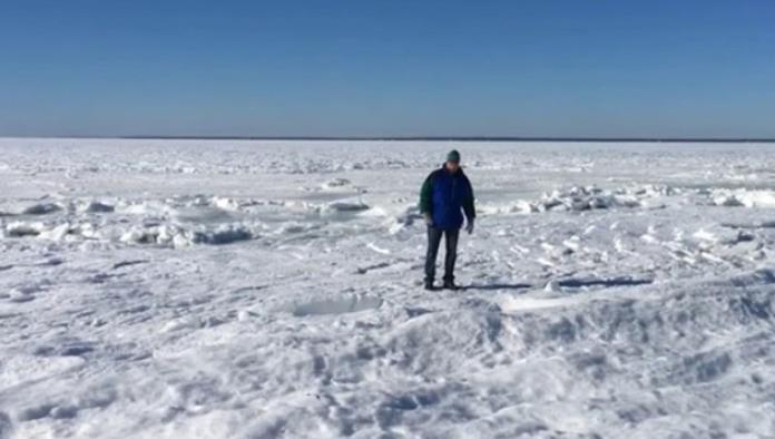 El mar se congela en Massachusetts