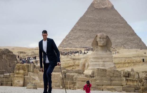 Comparan sus dimensiones para promover las enigmáticas pirámides egipcias