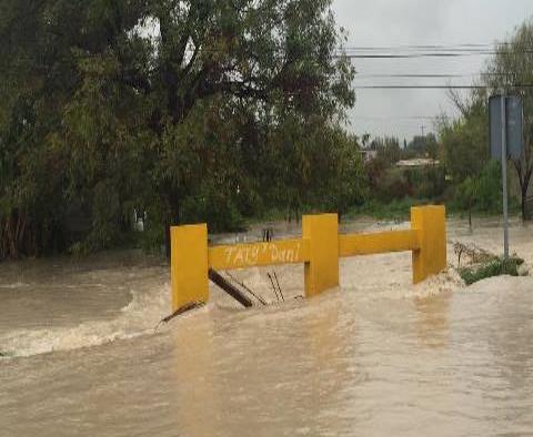 Caos por lluvias en Monclova y Castaños