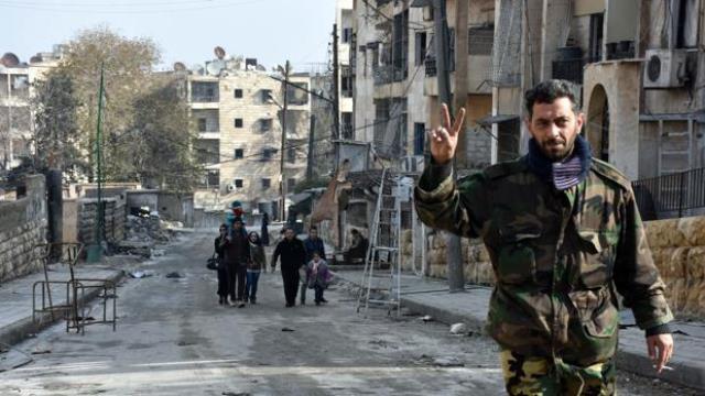 Descubren fosas comunes en Alepo