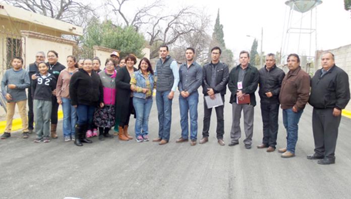 Vecinos de la calle Aramberri agradecen al Alcalde obras de pavimentación en Nava