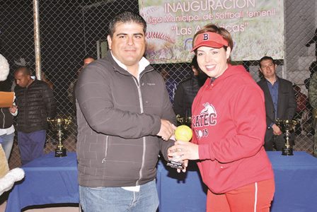 Celebran Inauguración de Softbol Femenil