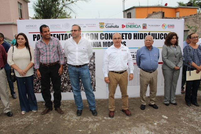 Inicia concreto hidráulico en la colonia Morelos