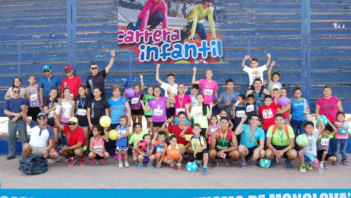 Organiza Club México carrera  del Día del Niño