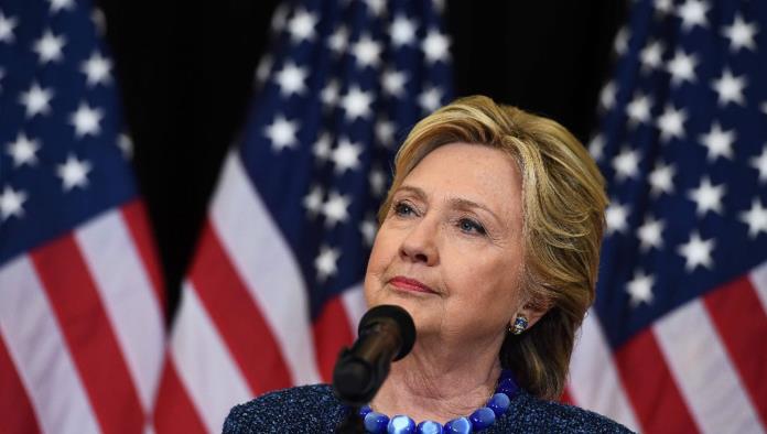 Investigación del FBI complica panorama de Hillary Clinton