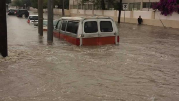 Inundaciones y caos por lluvias en Saltillo
