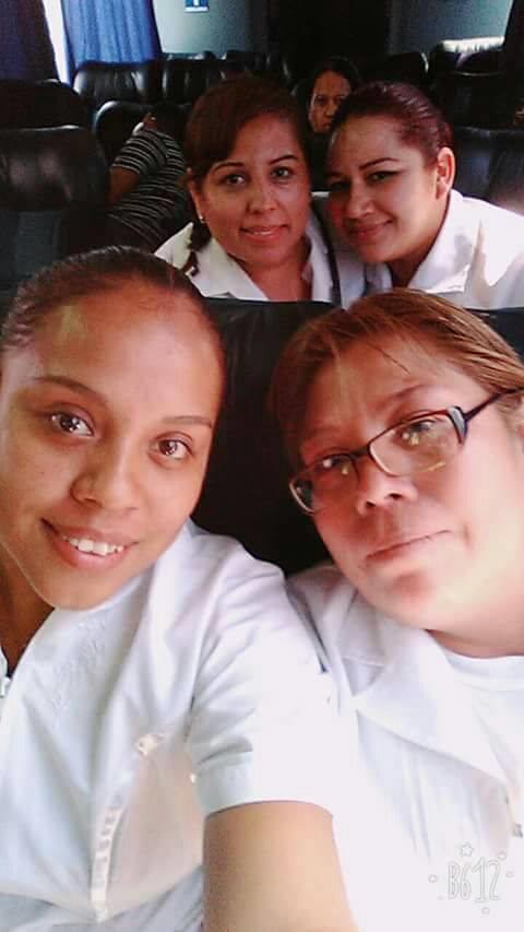 Viajan enfermeras a México