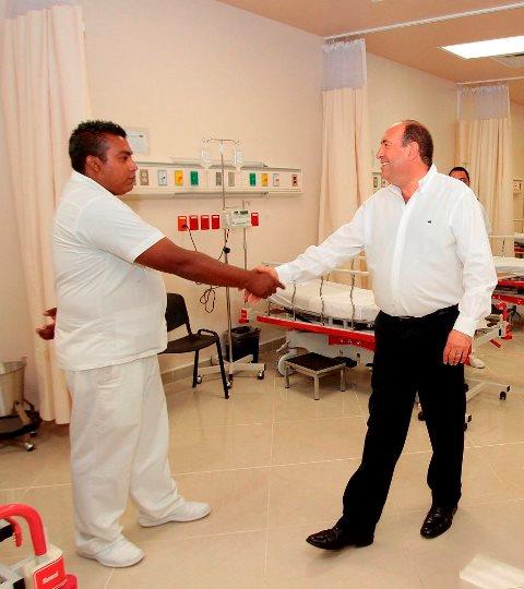 Crece Coahuila en clínicas y hospitales