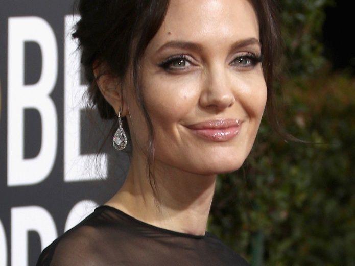 Angelina Jolie y su ¿grosera actitud con Jennifer Aniston?