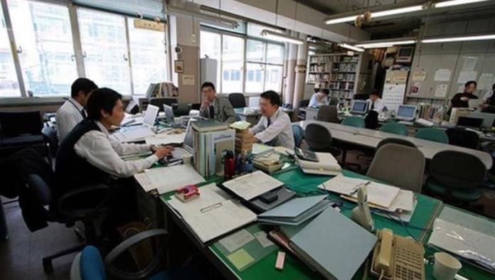 Limita Japón horas extra en trabajos