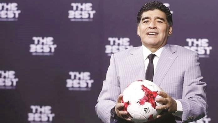 Ve Maradona muy inflado a Sampaoli