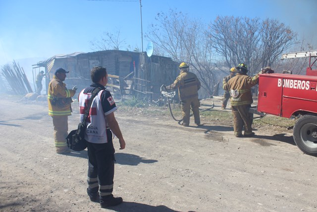 Alarma por incendio de carrizos en Río