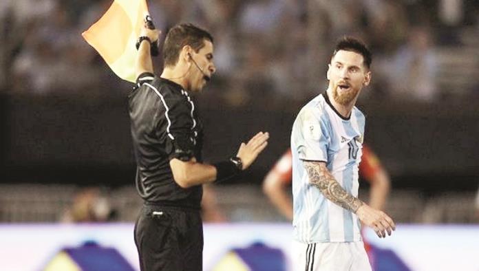 Insultó Messi... al aire