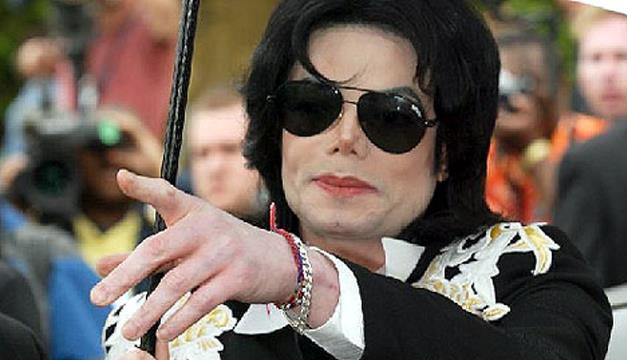 Revelan cartas escritas por Michael Jackson a una niña de 12 años