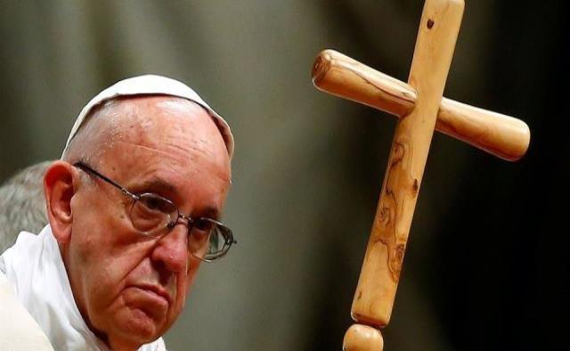 Extiende Papa permiso para absolver aborto