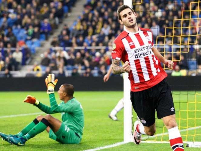 PSV, con Moreno y Guardado,  le pega al Vitesse
