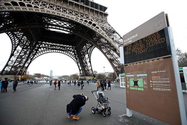 Reabre la Torre Eiffel tras cierre de cinco días por huelga