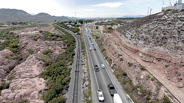 ‘Congela’ SCT proyectos carreteros para Saltillo