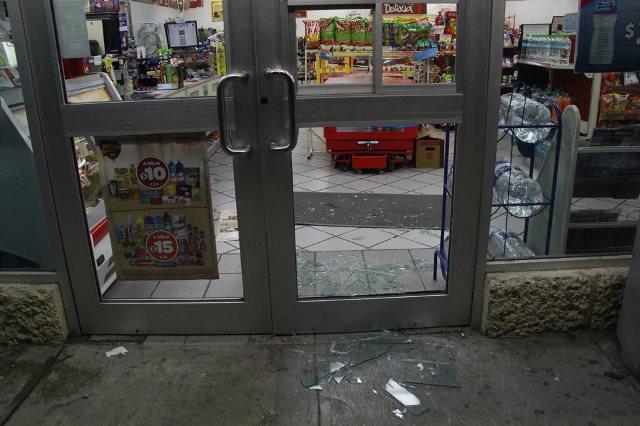 Se registra violento asalto a tienda